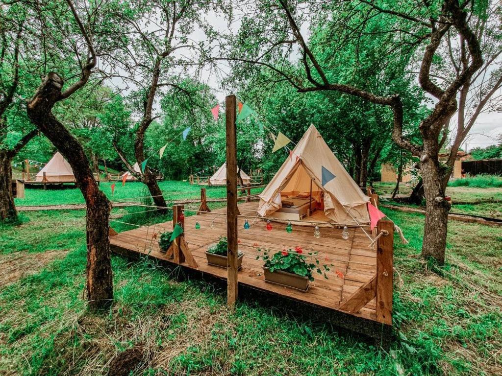 My Lake Glamping Dalnic Екстер'єр фото